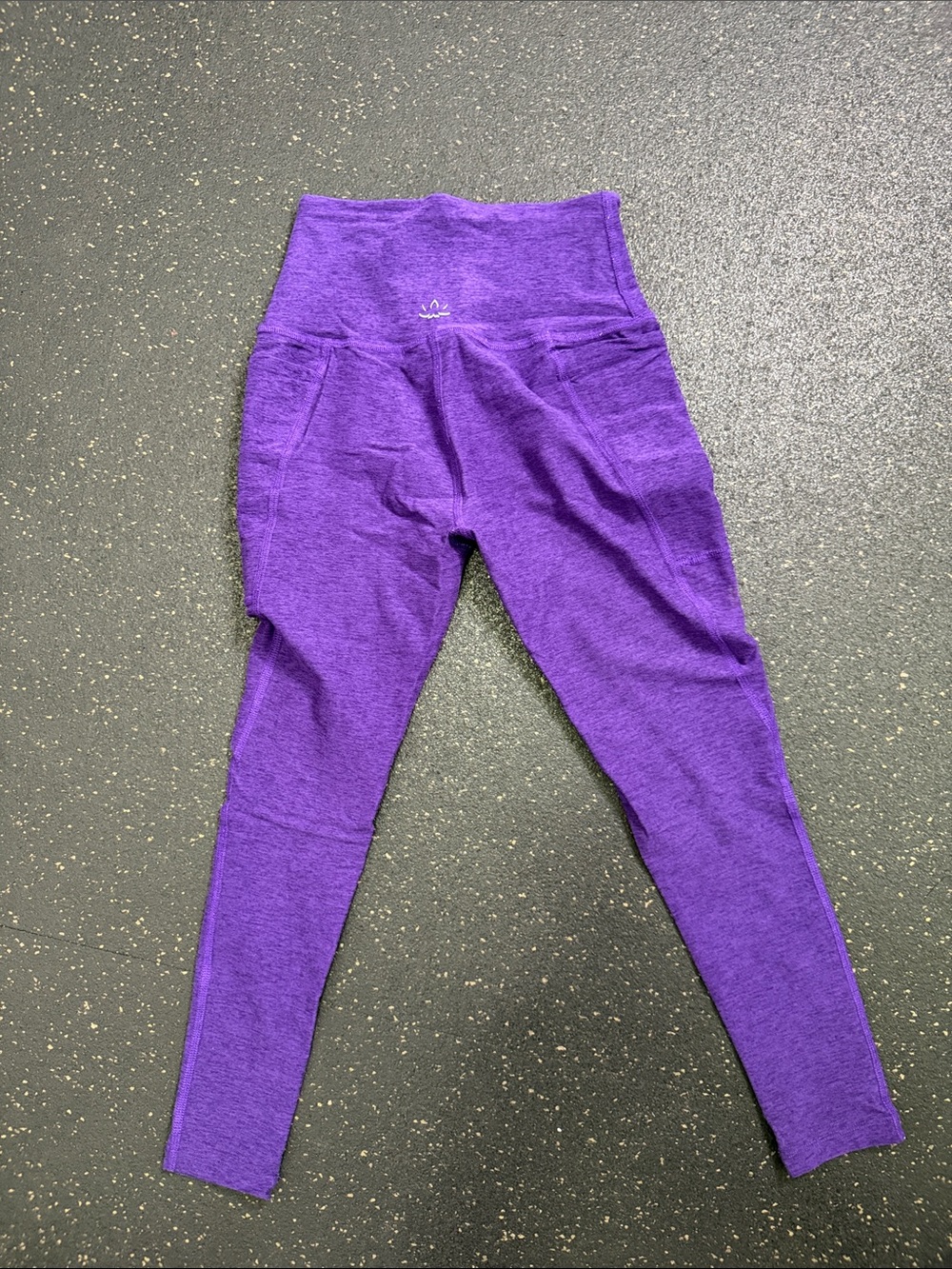 Beyond Yoga Space Dye High-Waist Purple Leggings with Side Pockets